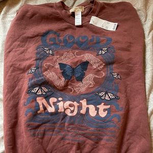 Urban outfitters “good night” sweatshirt! || never worn tag still on it.